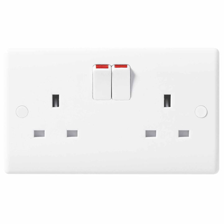 BG Nexus Moulded 2 Gang Switched Socket SP