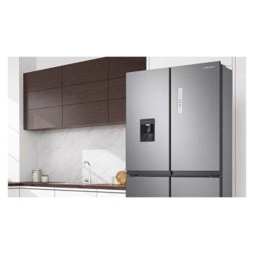 Samsung American Fridge Freezer with Non-Plumbed Water Dispenser Matt Silver RF48A401EM9